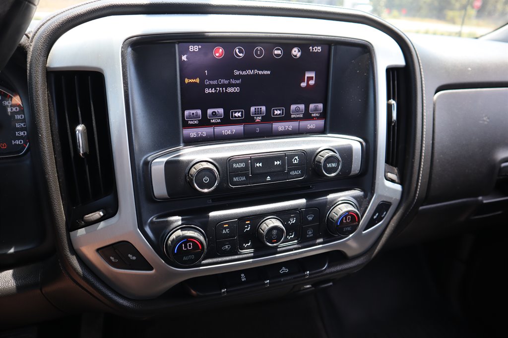 2016 GMC Sierra 1500 SLE photo