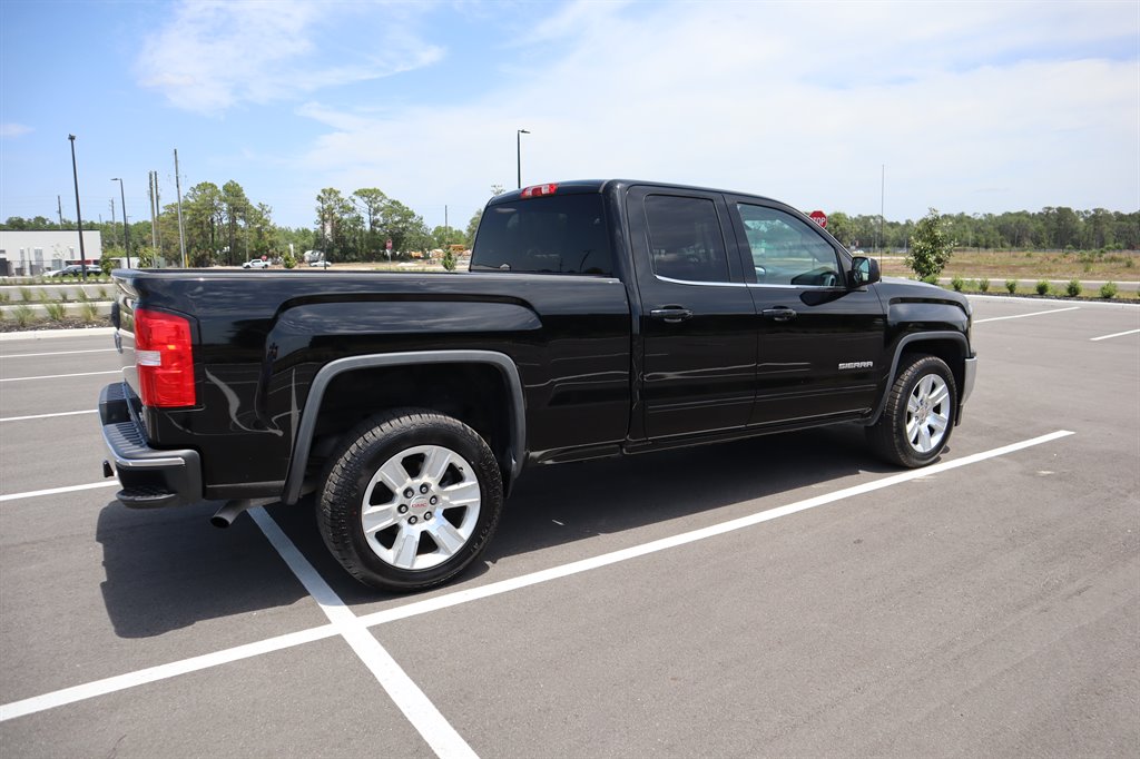 2016 GMC Sierra 1500 SLE photo