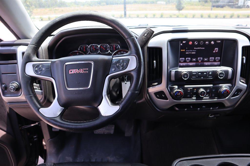 2016 GMC Sierra 1500 SLE photo