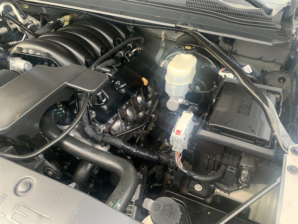 2019 Chevrolet Tahoe - $17,995