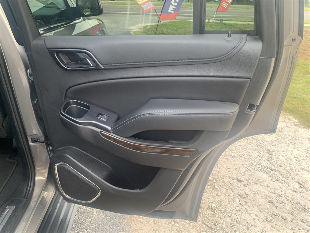 2019 Chevrolet Tahoe - $17,995