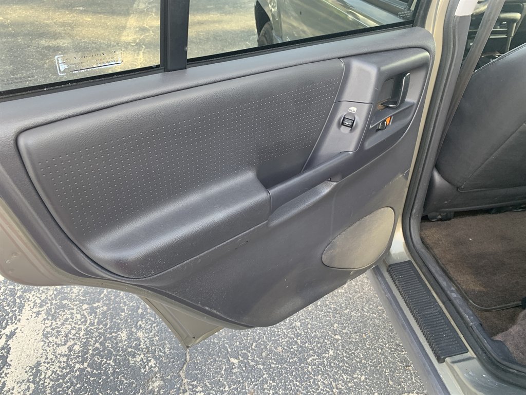 1996 Jeep Cherokee - $3,995