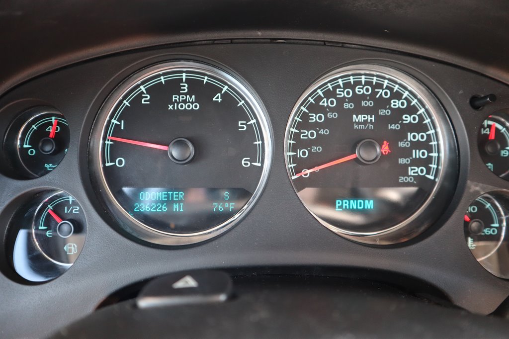 2011 GMC Yukon XL Denali photo