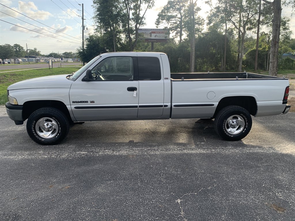 1998 Dodge RAM 1500 - $9,898