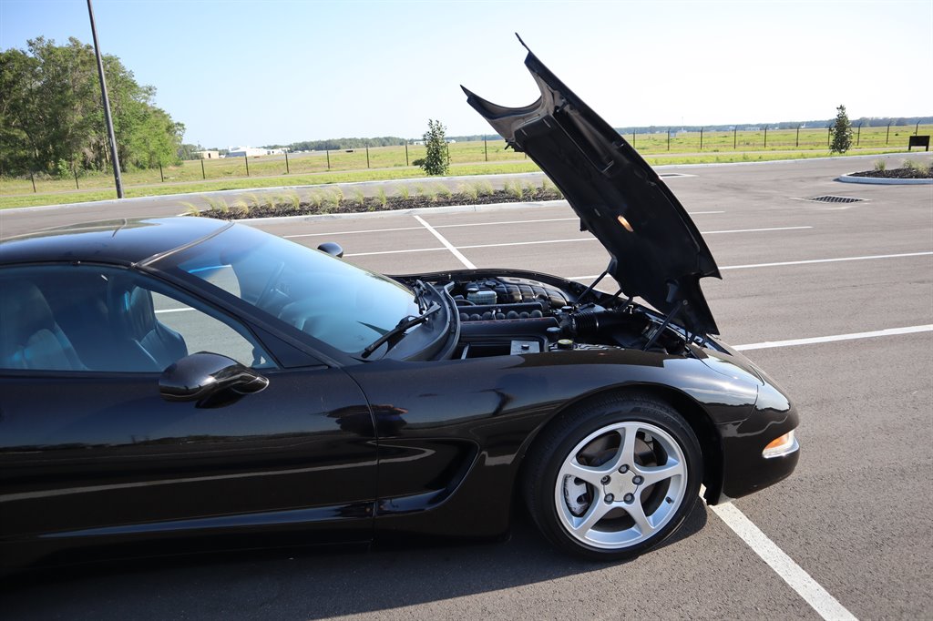 2000 Chevrolet Corvette photo