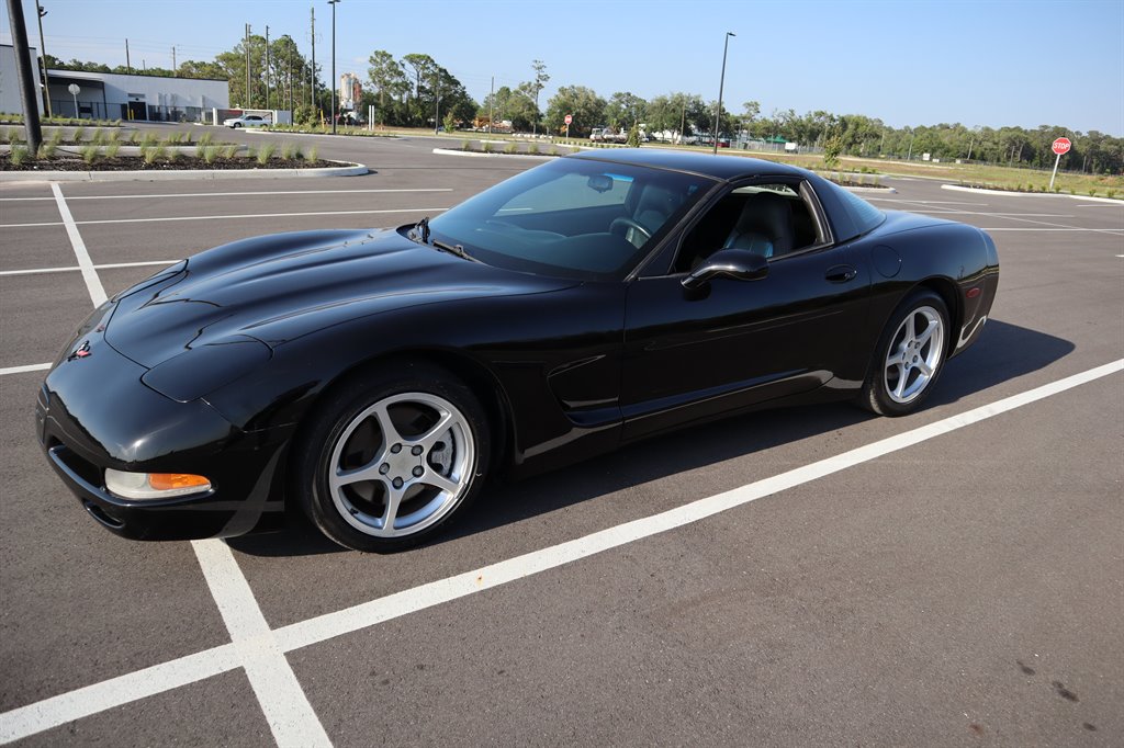 2000 Chevrolet Corvette photo