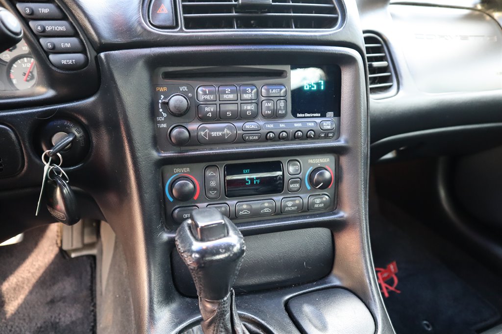 2000 Chevrolet Corvette photo