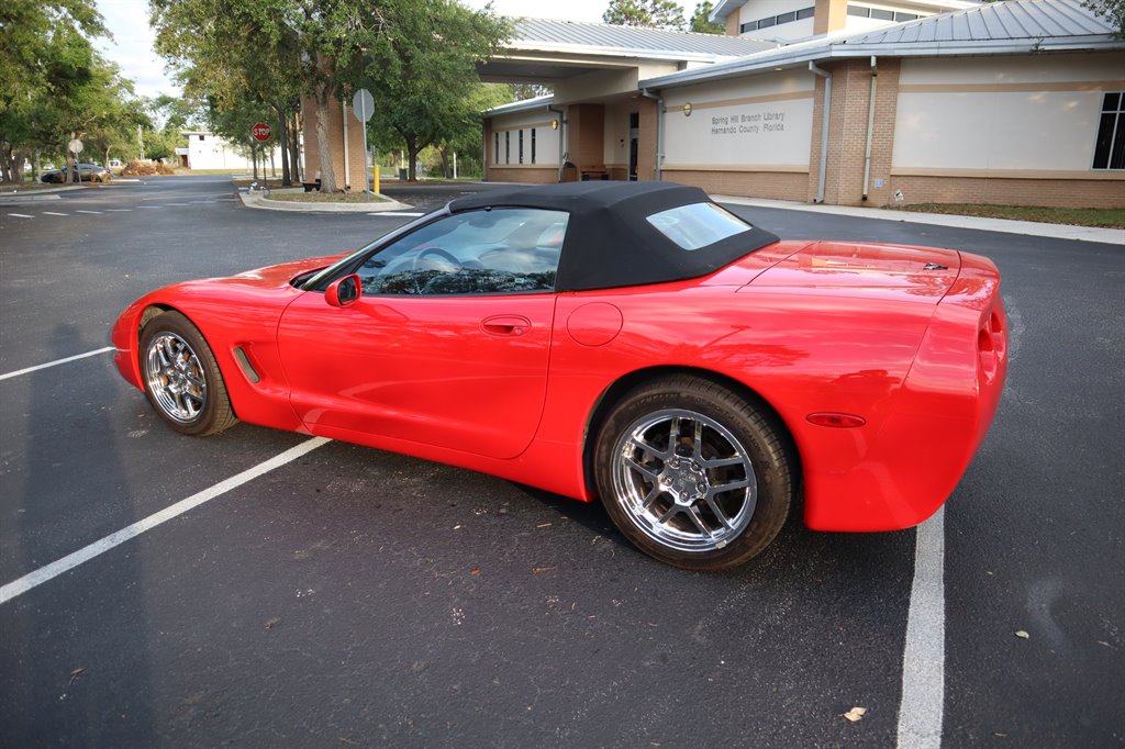 2000 Chevrolet Corvette photo