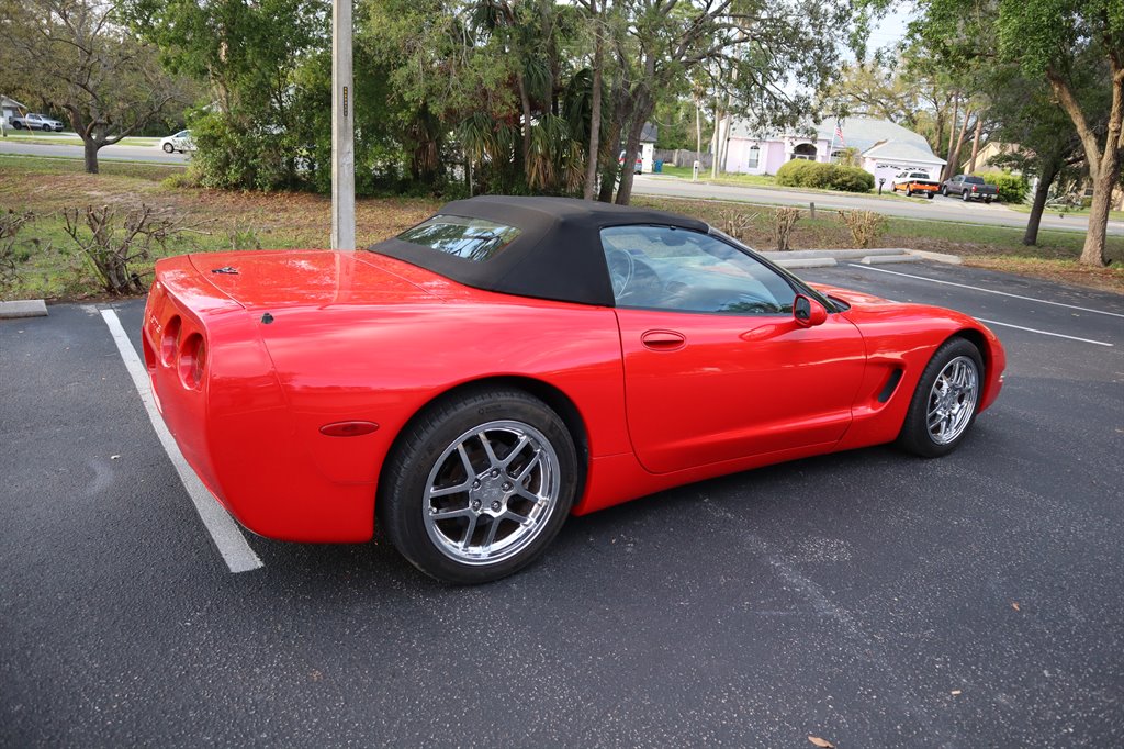 2000 Chevrolet Corvette photo