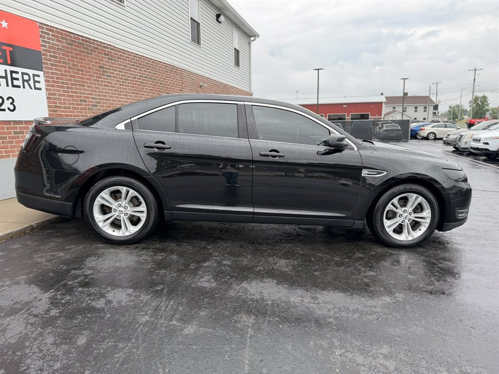 2014 Ford Taurus