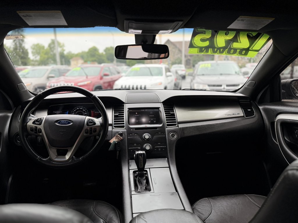 2014 Ford Taurus