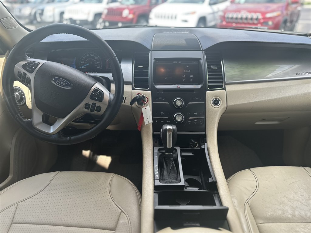 2013 Ford Taurus