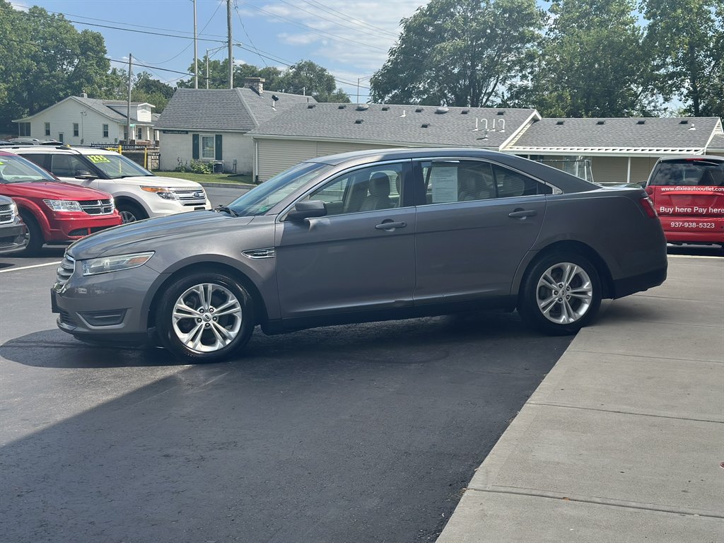 2013 Ford Taurus