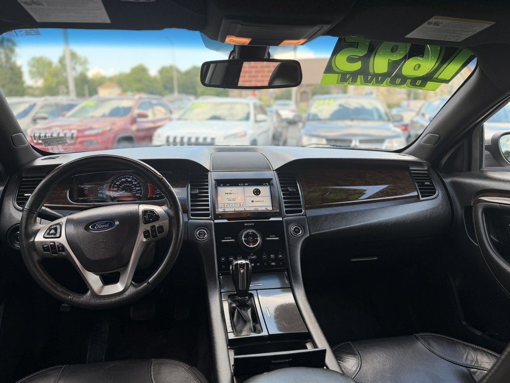 2018 Ford Taurus