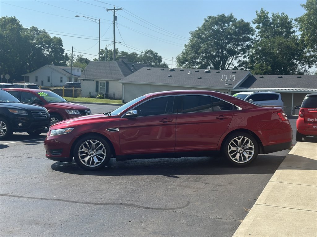 2013 Ford Taurus