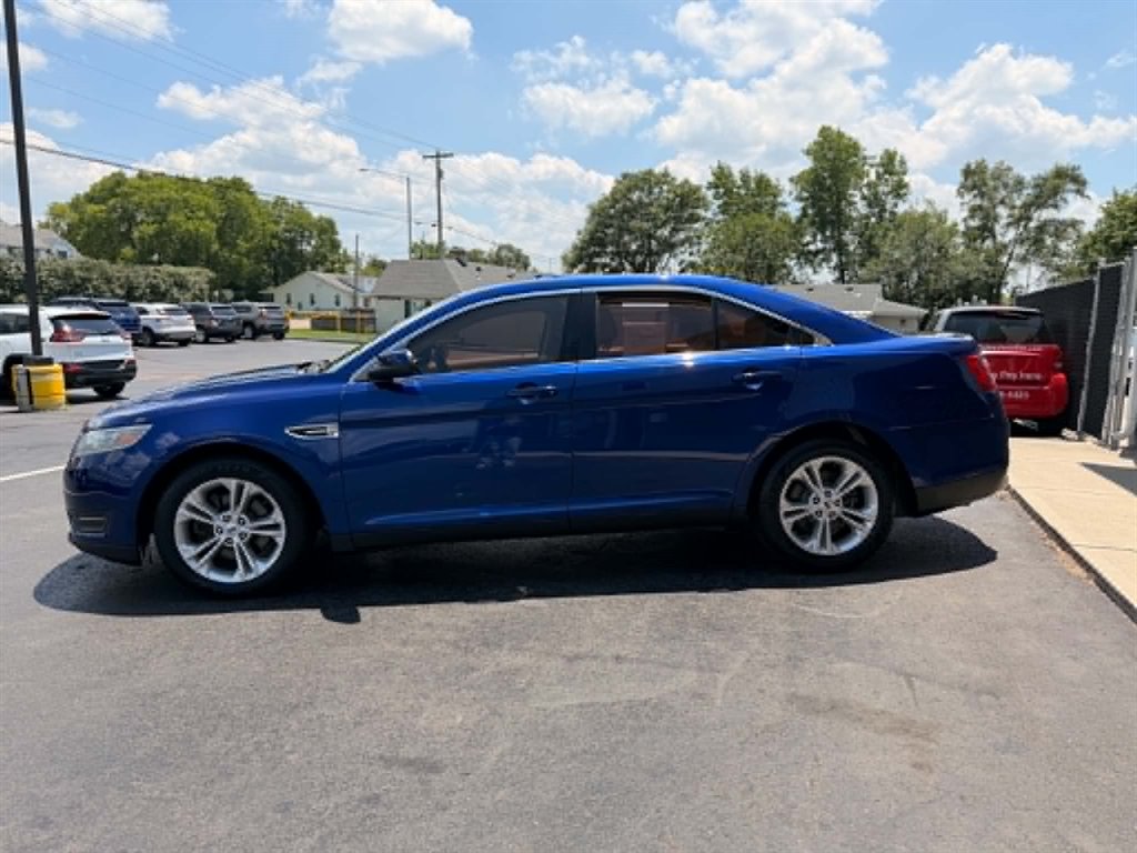 2013 Ford Taurus