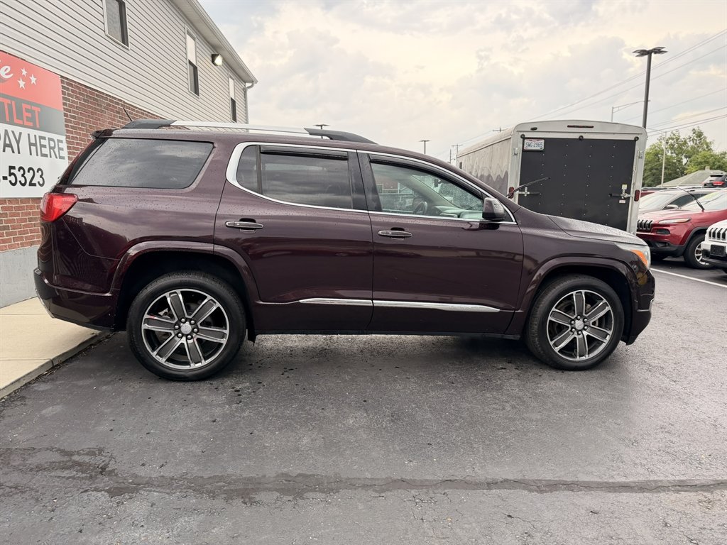2017 GMC Acadia