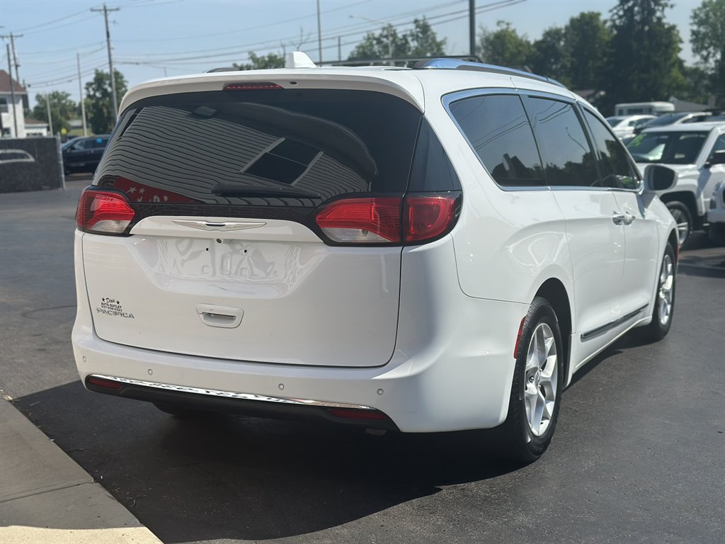 2017 Chrysler Pacifica