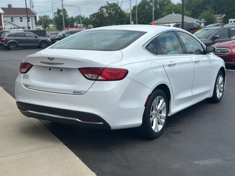 2015 Chrysler 200