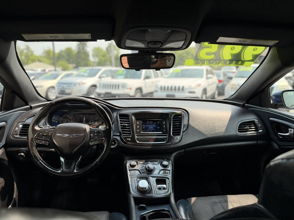 2015 Chrysler 200