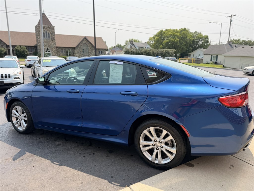 2015 Chrysler 200