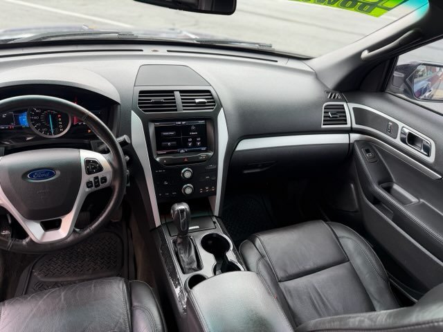 2015 Ford Explorer