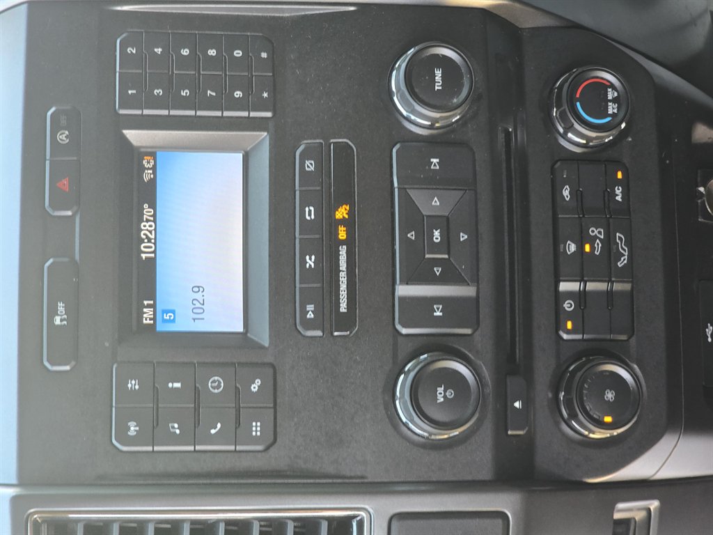 2018 Ford F150 - $23,950