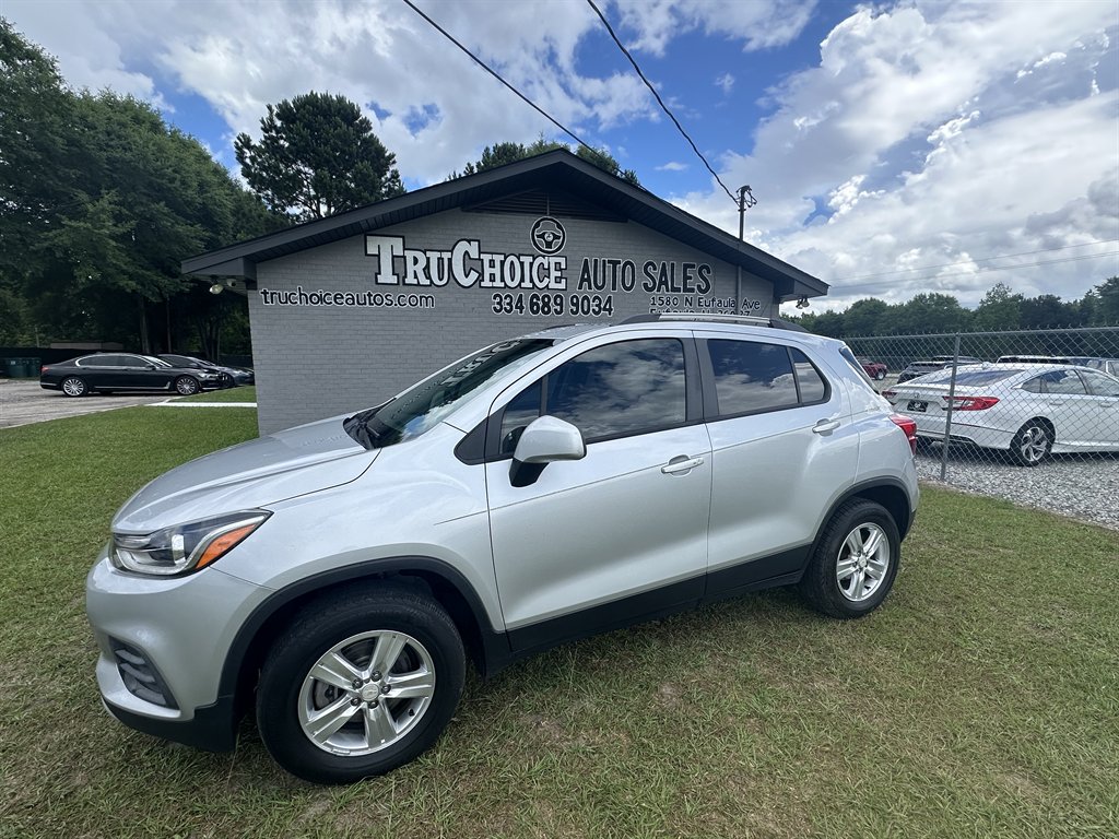 2022 Chevrolet Trax - $17,900