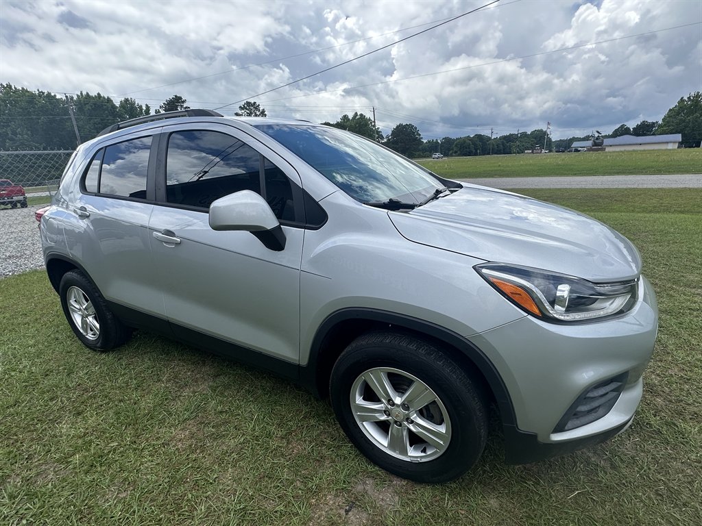 2022 Chevrolet Trax - $17,900