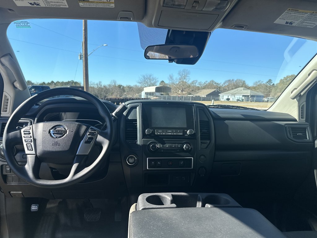 2020 Nissan Titan S photo
