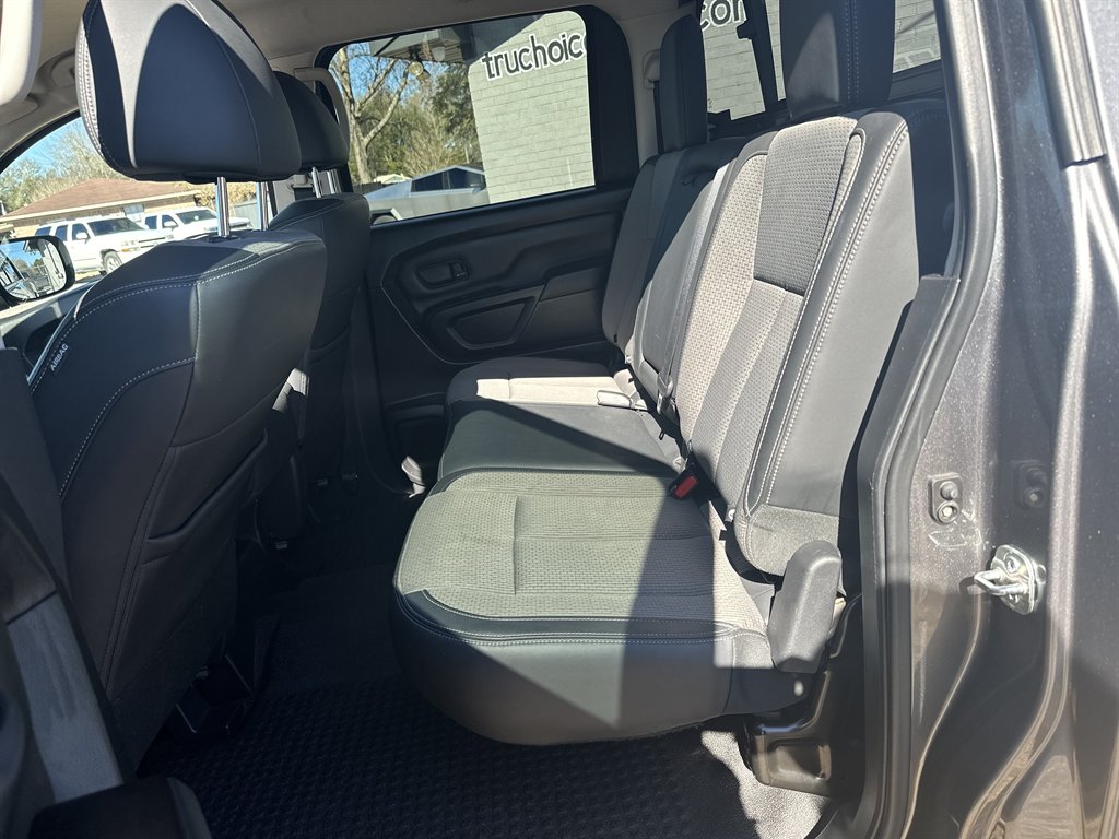 2020 Nissan Titan S photo