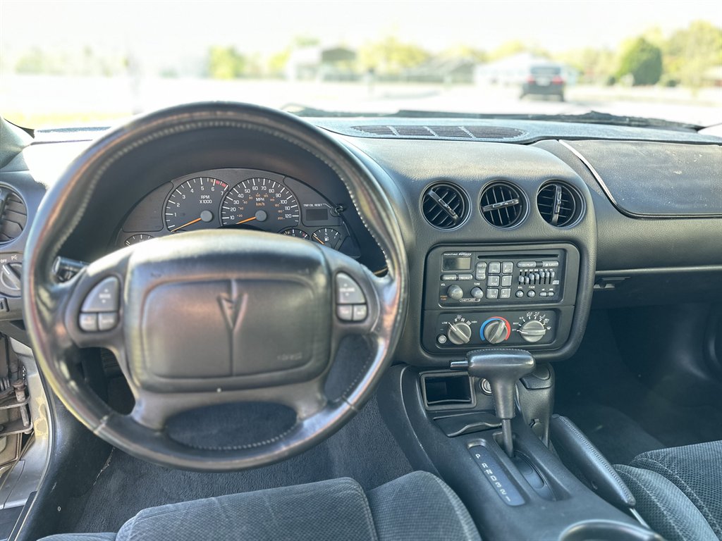 2000 Pontiac Firebird photo