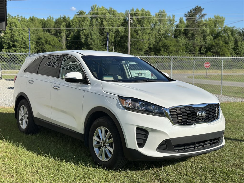 2020 Kia Sorento LX photo
