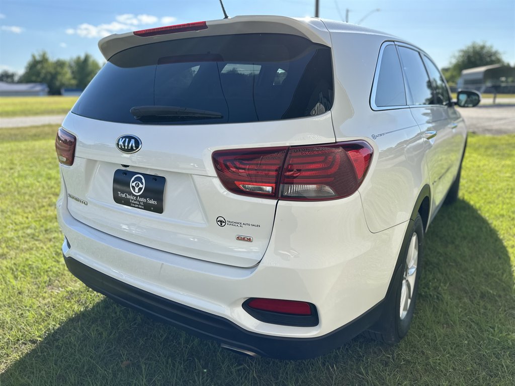 2020 Kia Sorento LX photo