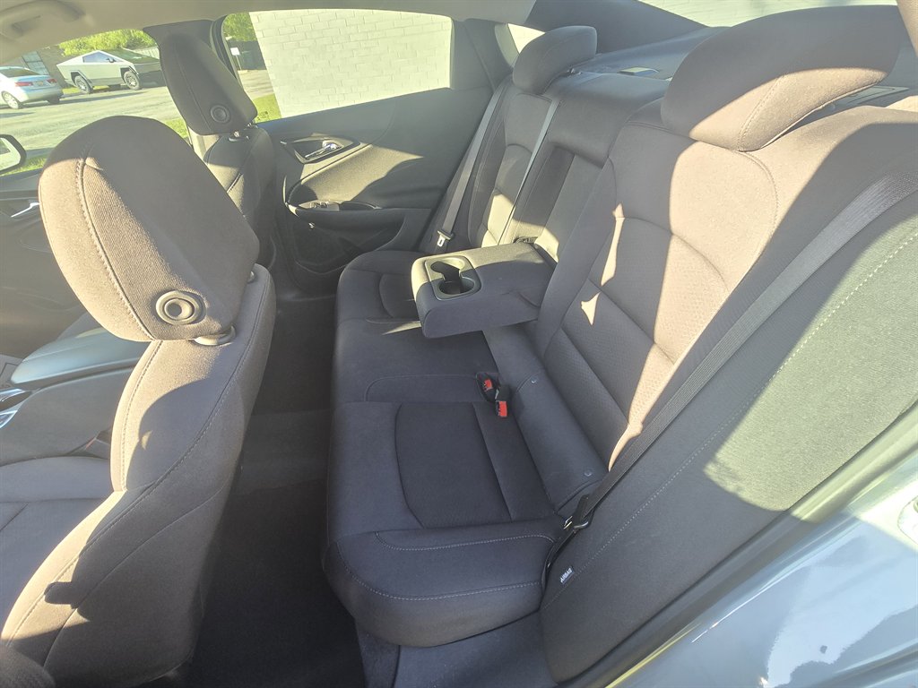 2024 Chevrolet Malibu - $21,520