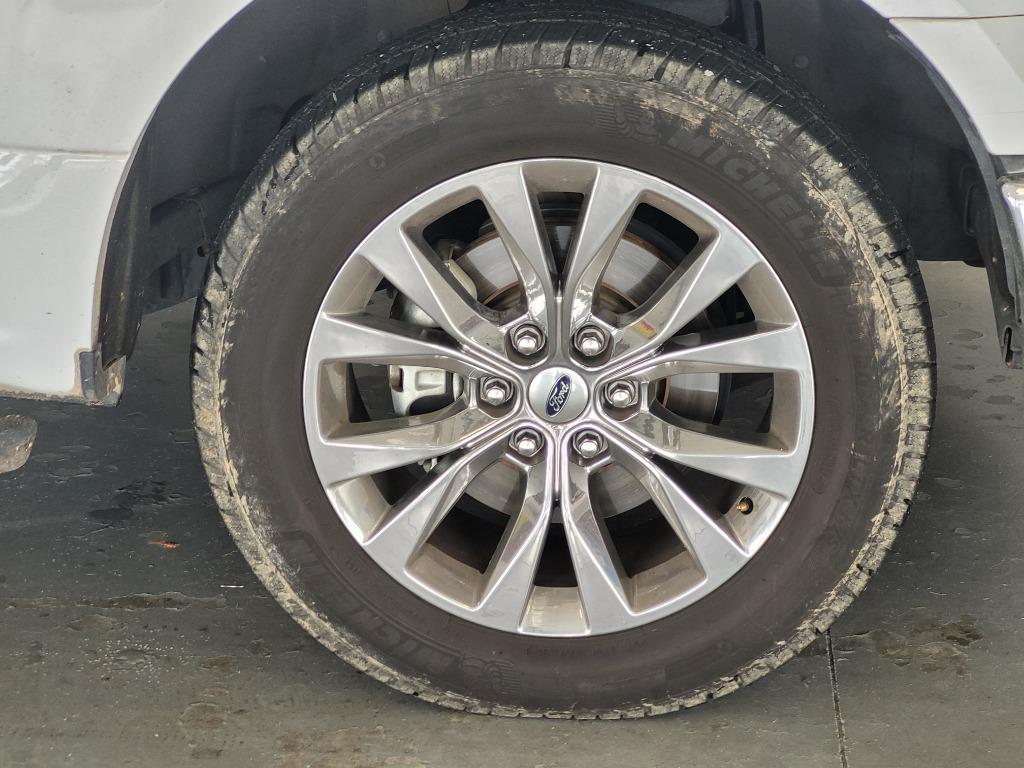 2017 Ford F150 XLT photo