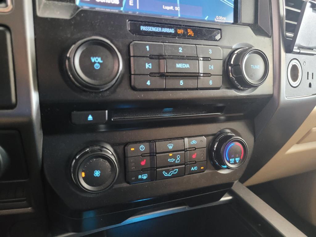 2017 Ford F150 XLT photo