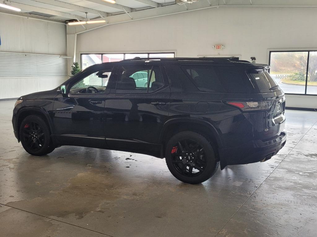 2021 Chevrolet Traverse Premier photo