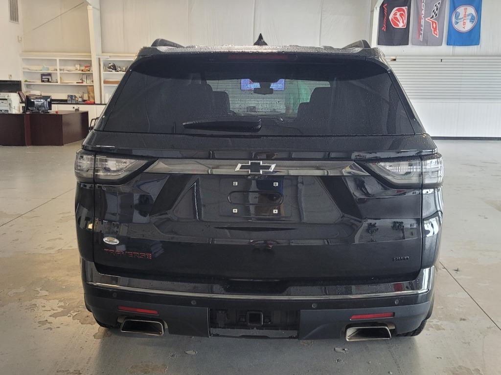2021 Chevrolet Traverse Premier photo