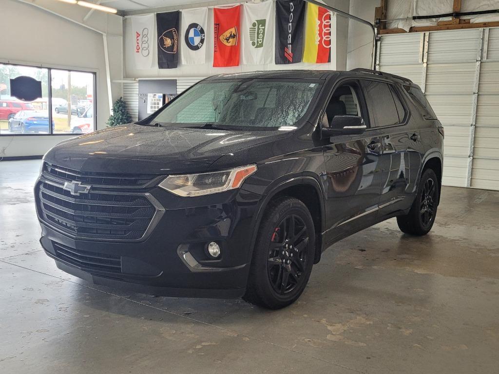 2021 Chevrolet Traverse Premier photo