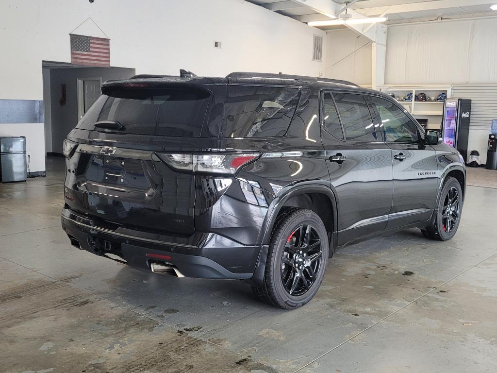 2021 Chevrolet Traverse Premier photo