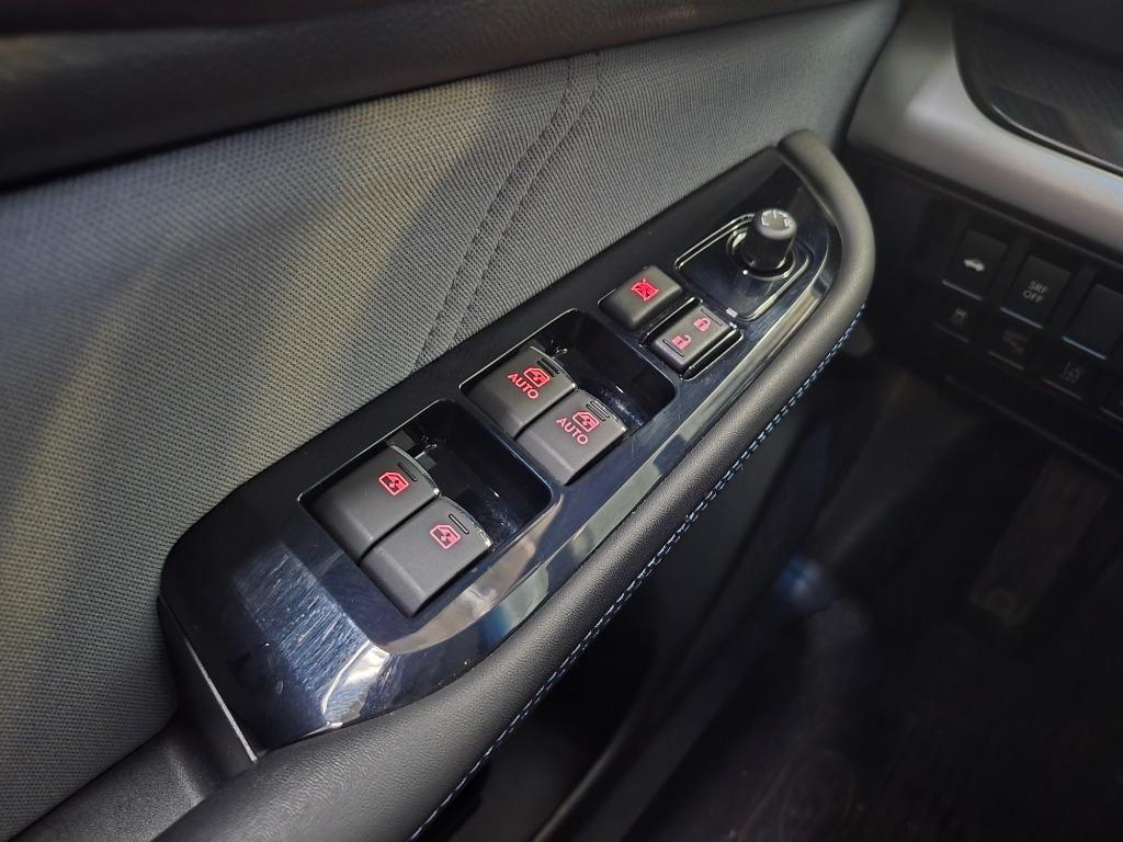 2017 Subaru Legacy Sport photo