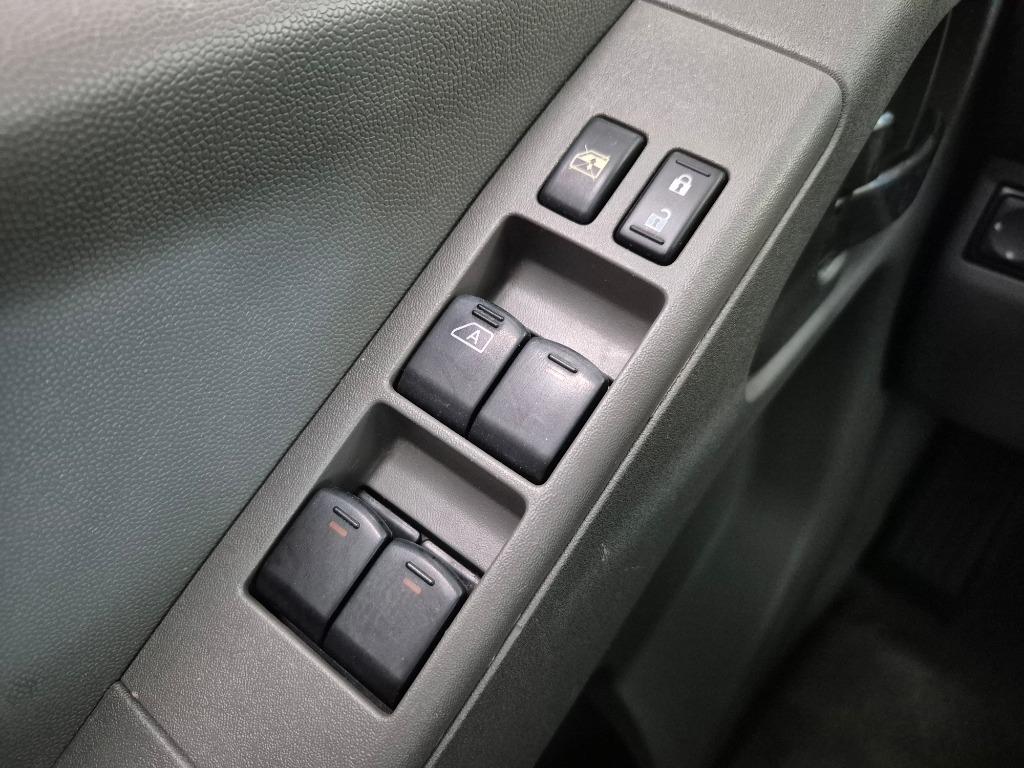 2016 Nissan Frontier SV photo