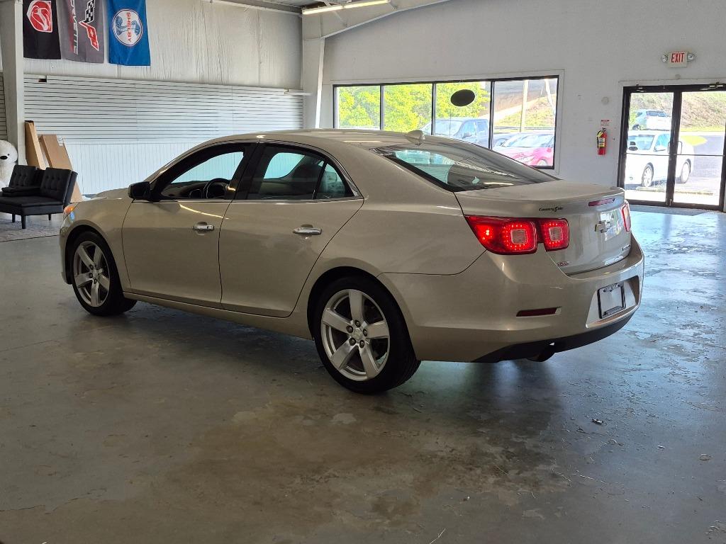 2014 Chevrolet Malibu LTZ photo