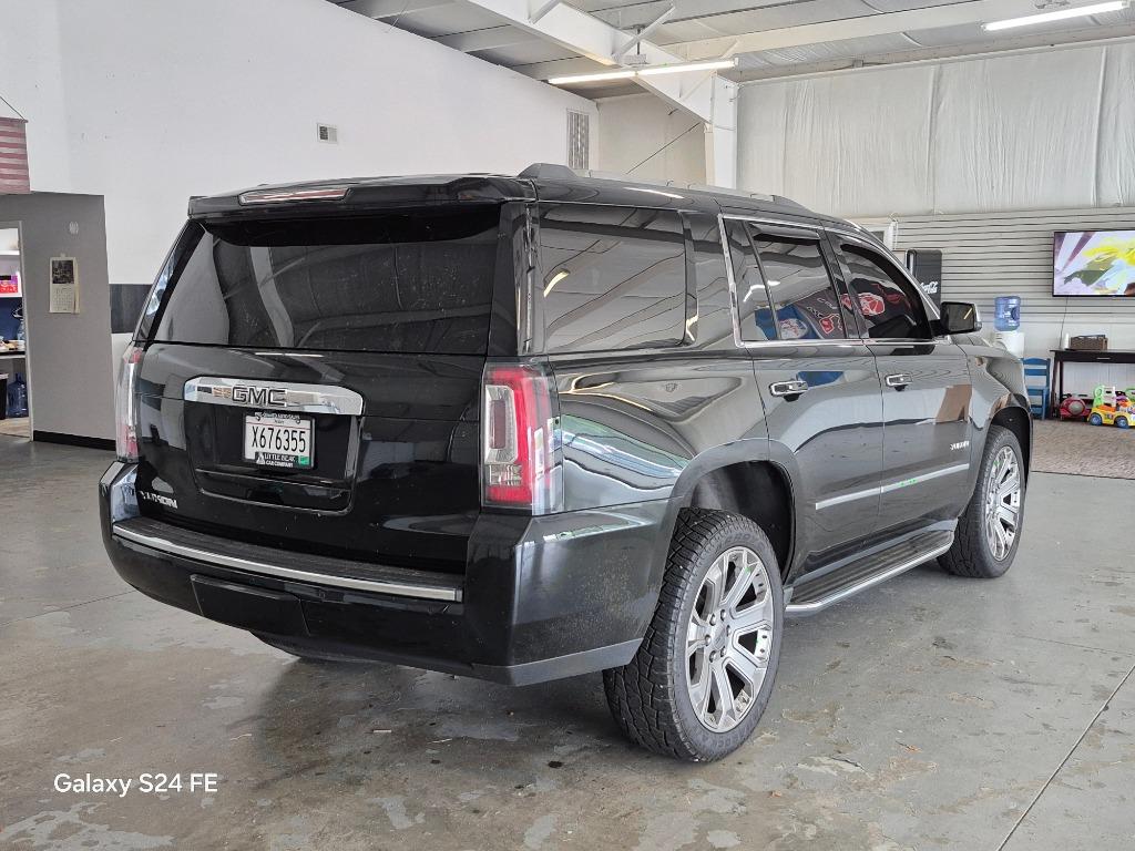 2016 GMC Yukon SLT photo