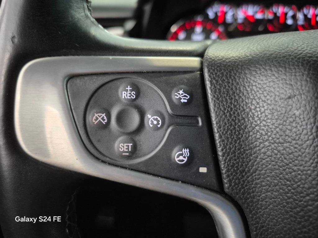 2016 GMC Yukon SLT photo