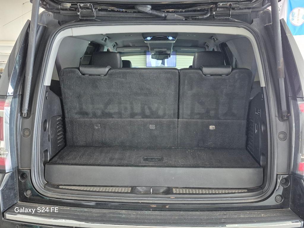 2016 GMC Yukon SLT photo