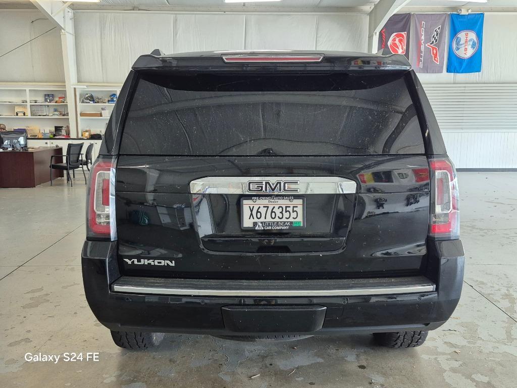 2016 GMC Yukon SLT photo