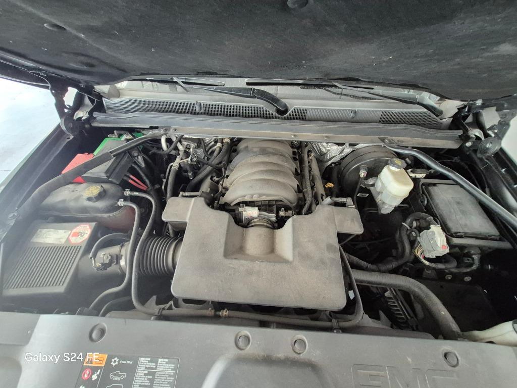 2016 GMC Yukon SLT photo