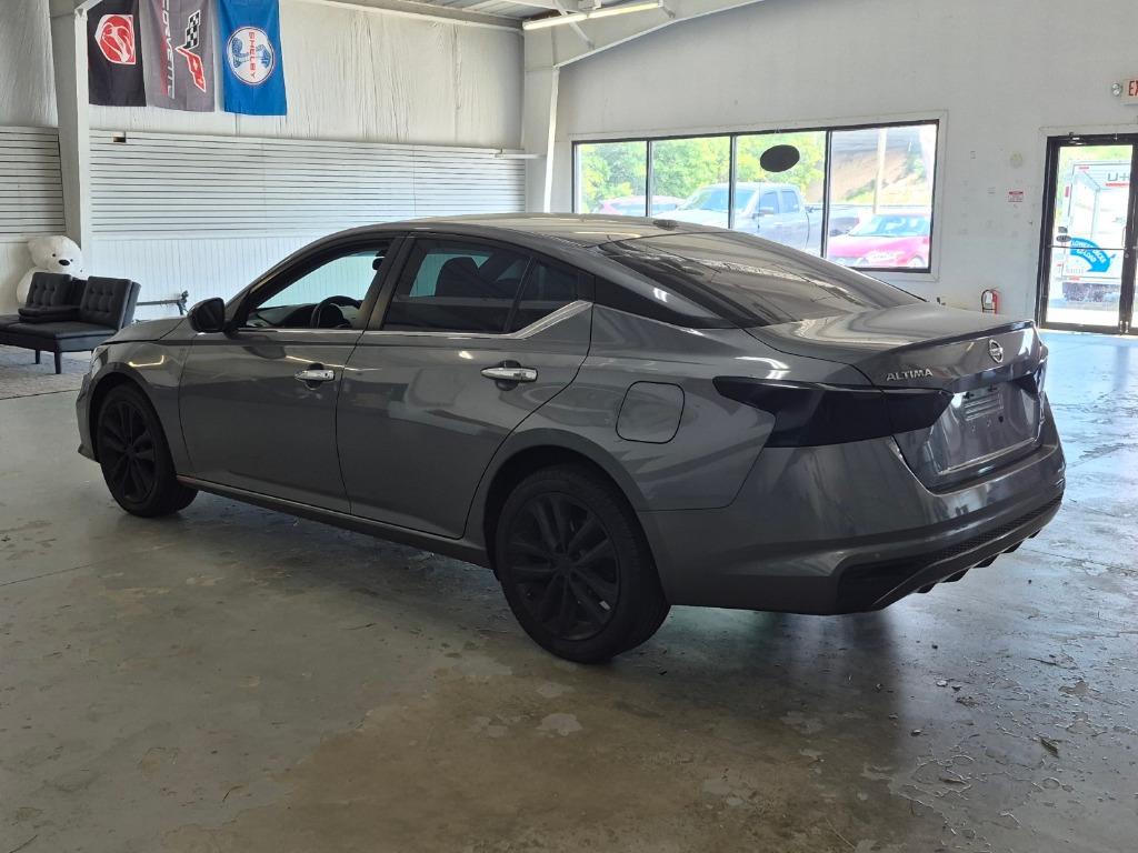 2021 Nissan Altima - $15,997